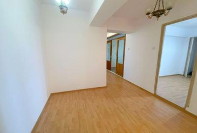 De vanzare – Apartament 3 camere   -R-uri -  Mazepa 1 - 5