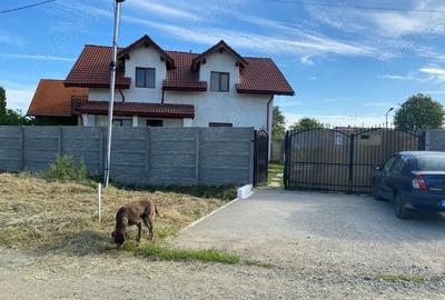 Casă cu Teren 400 Mp în Chișoda