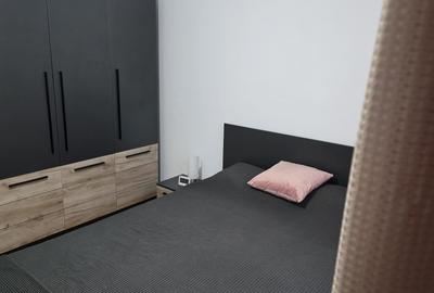 Apartament cu 3 camere decomandat în Apărătorii Patriei - 4