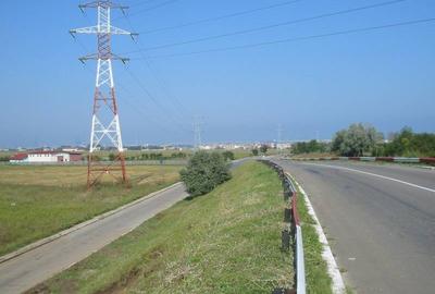 Teren Construcții intravilan de 3324 mp, în Nord - 3