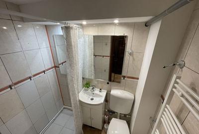 Apartament cu 3 camere semidecomandat în Neptun - 2
