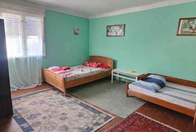 Casă cu 4 camere cu Teren 2340 Mp în Sâmbăta - 8