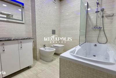 Apartament cu 4 camere în Central - 2