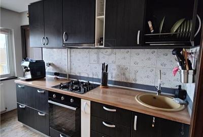 Apartament cu 4 camere decomandat, mobilat în Girocului - 2