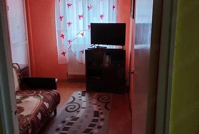 Apartament cu 3 camere decomandat în Vitrometan - 4
