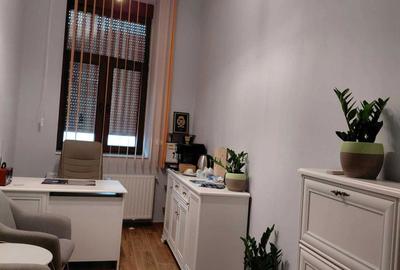 Spațiu comercial, de 45 mp, în Central - 6