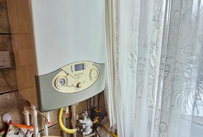 Apartament cu 2 camere, etaj 3, zona Micro 40  Pret 39.900 Euro - 6