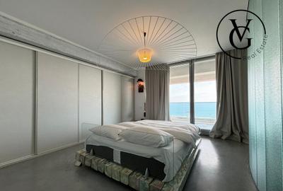 Apartament generos 3 camere- frontal mare - prima linie-parc - 1