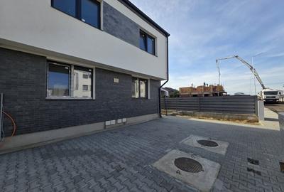 Duplex cu 4 camere, 91mp, zona Dealul Lempes, Sanpetru - 1