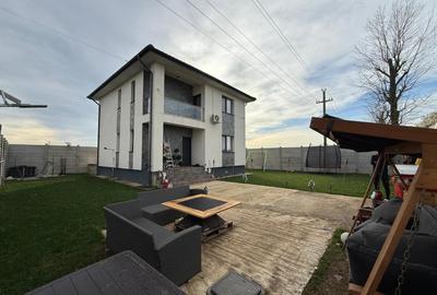 Vila mobilata si utilata - 4 camere- 50m de STV - 405mp teren - 1