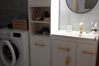 Apartament cu 3 camere decomandat în Petrești - 4