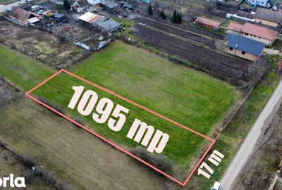 Teren de 1095 mp, în Bucovăț - 3
