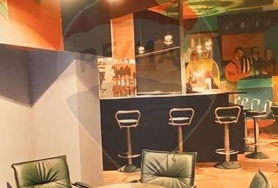 Spatiu comercial de vanzare ultracentral - 4