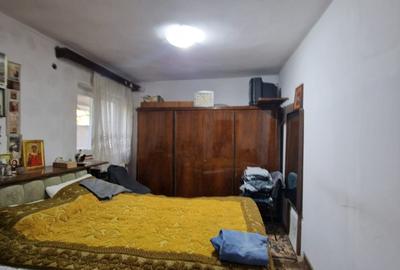 Eroii Revolutiei -  Casa  locuibila - teren 363 mp - deschidere 20.71 mp - P+1E - 13