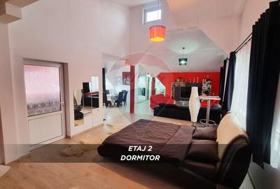 Casă cu 10 camere cu Teren 750 Mp în Central - 52