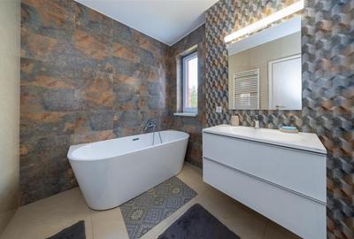 Apartament cu 4 camere decomandat, mobilat în Avantgarden - 24