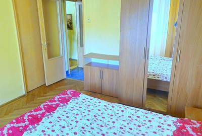 Apartament cu 3 camere semidecomandat, mobilat în Țiglina 1 - 10