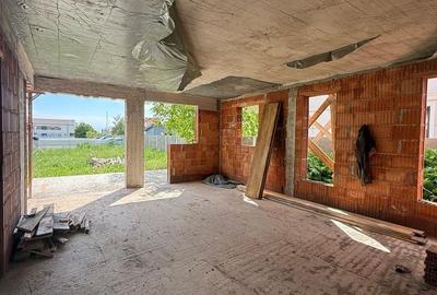 Duplex cu 4 camere cu Canalizare în Dumbrăvița - 1