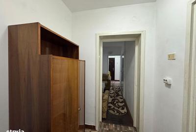Apartament cu 2 camere semidecomandat în Mărășești - 1
