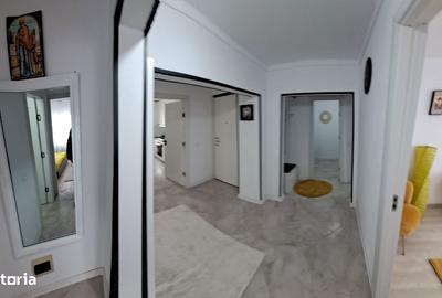 Apartament cu 4 camere decomandat în Central - 13