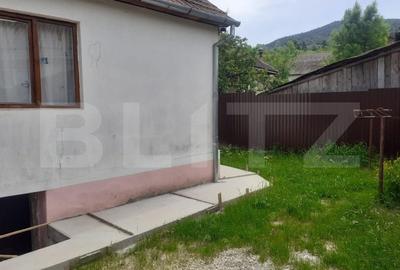 Casa 63 mp 3 camere bucatarie si baie teren 175 mp in Abrud - 4
