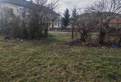 Teren de 1000 mp, în Exterior Vest - 2