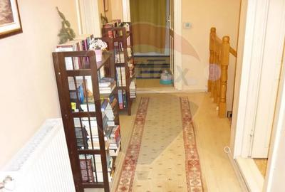 Casă cu 5 camere cu Teren 1922 Mp în Ciofliceni - 14