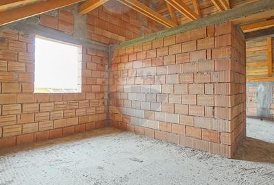 Casă individuală cu 6 camere cu Teren 500 Mp în Feldioara - 44