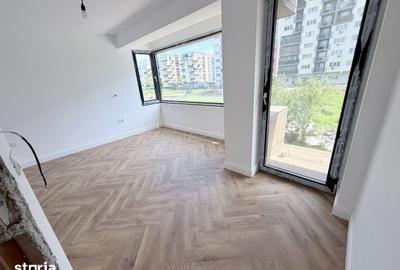 Casă cu 4 camere cu Teren 180 Mp în Metalurgiei - 10