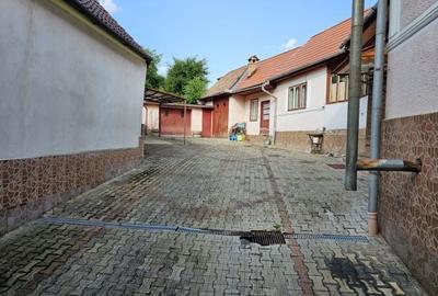 Casă cu 4 camere în Rășinari - 8