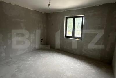 Casă cu 4 camere cu Teren 450 Mp în Lazuri - 1