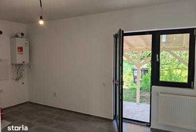 Casă cu 3 camere cu Teren 400 Mp în Tomești - 3