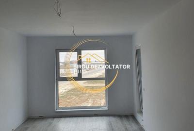 Apartament cu 3 camere decomandat în Titan - 7