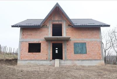 Casă individuală cu 8 camere cu Canalizare în Copou - 4