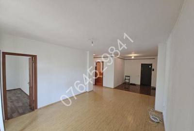 Vand apt. 3cam. Apusului,Str. Schiorilor,bl. 2011, 15min. metrou Pacii - 4