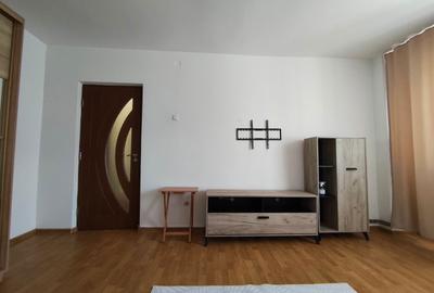 Apartament cu 2 camere decomandat în Central - 3