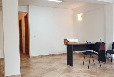 Casă individuală cu 5 camere cu Teren 390 Mp în Mihai Bravu - 13