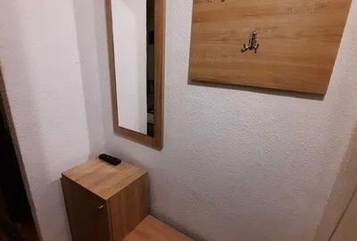 Garsoniera, etajul 3/4, zona Podu Ros - 3