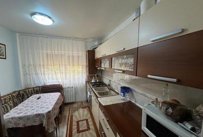 Apartament 3 camere str Victoriei 73mp - 11