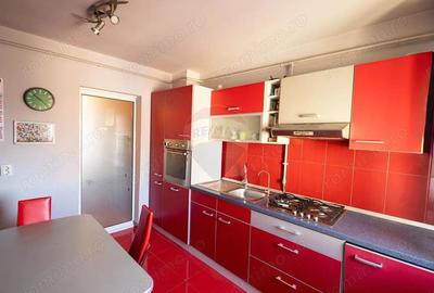 Apartament cu 5 camere de vanzare in zona Cetate - 1