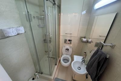 Apartament 3 camere zona Poarta 6 - 9