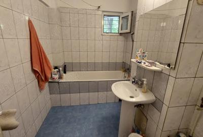 Garsonieră decomandată în Central - 3