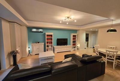 Apartament cu 3 camere semidecomandat, mobilat în Pipera