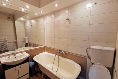 Apartament 3 camere, Decomandat, 70 mp, 2 Parcari, Centru, Iuliu Hosu - 8