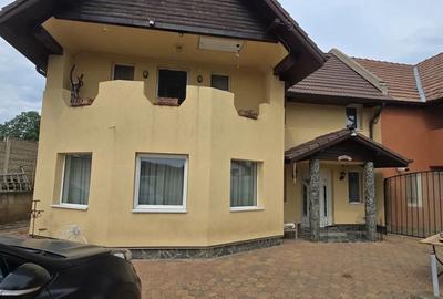 Vand casa in Micesti
