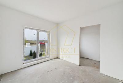 Duplex cu 4 camere cu Canalizare în Moșnița Nouă - 8