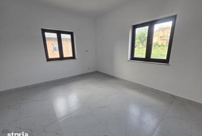 Casă cu 3 camere cu Teren 590 Mp în Sărata - 18