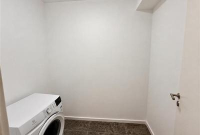 Apartament cu 2 camere semidecomandat, mobilat în Tractorul - 6