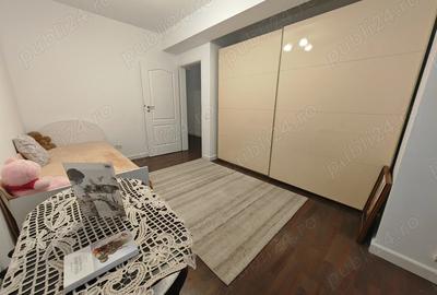 Vand apartament 3 camere, 1 mai, 85mp, 2019, lift - 2