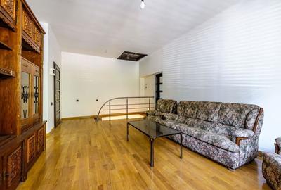 Proprietate Vândută Apartament la casă tip duplex pe Strada 9 Mai - 7